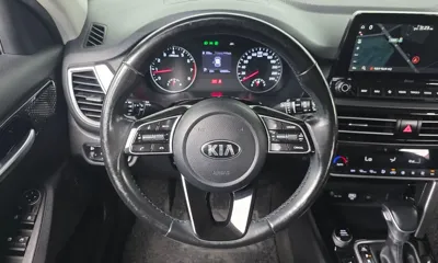 Kia Seltos 2020, 126823 км, за 9435.43 USD - фото 13