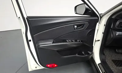 KG_Mobility_Ssangyong TIBOLI 2021, 23776 км, за 10733.81 USD - фото 24