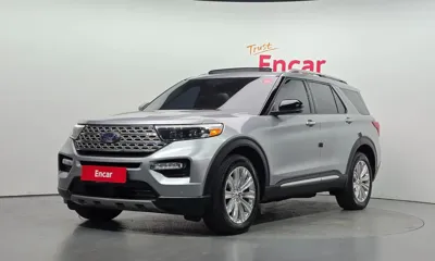 Ford Explorer · 2021 год