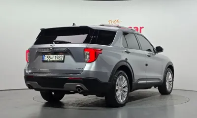 Ford Explorer 2021, 112998 км, за 15091.24 USD