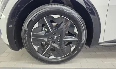 Kia EV6 2025, 15909 км, за 28338.78 USD