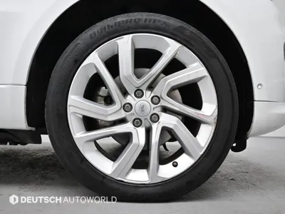 Land Rover Range Rover Sport 2020, 102718 км, за 28179.18 USD