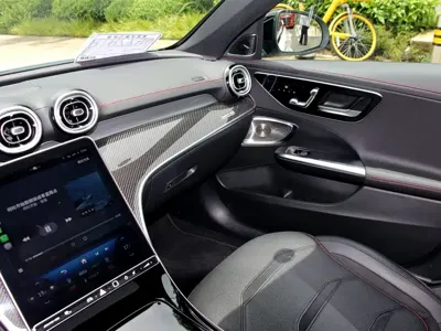 Mercedes-Benz C-Class AMG 2025, 5000 км, за 69057.68 USD