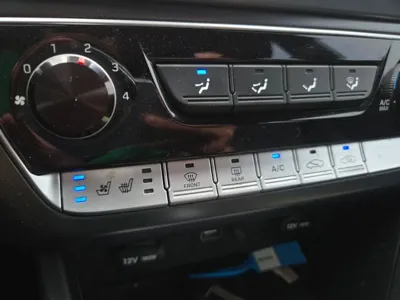 Hyundai Sonata 2020, 205650 км, за 4879.01 USD - фото 9