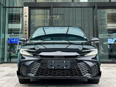 Toyota Camry 2024, 31000 км, за 20009.12 USD