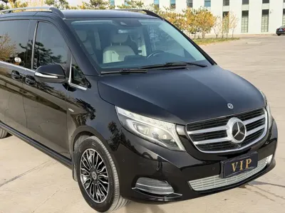 Mercedes-Benz V-Class 2020, 140000 км, за 24052.14 USD
