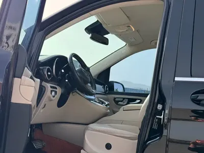 Mercedes-Benz V-Class 2020, 140000 км, за 24052.14 USD - фото 8