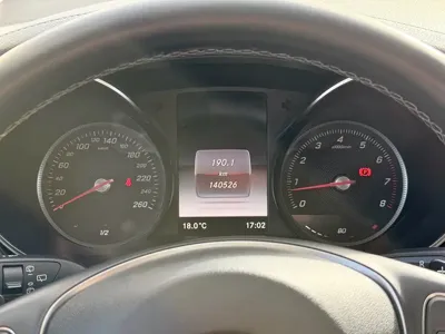 Mercedes-Benz V-Class 2020, 140000 км, за 24052.14 USD - фото 11