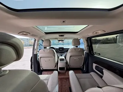 Mercedes-Benz V-Class 2020, 140000 км, за 24052.14 USD - фото 18