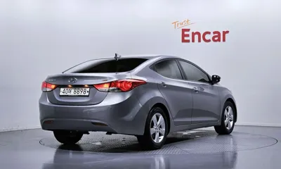 Hyundai Avante 2014, 138280 км, за 2953.92 USD