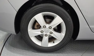 Hyundai Avante 2014, 138280 км, за 2953.92 USD