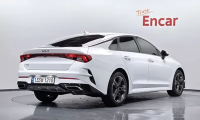 Kia K5 2022, 35522 км, за 13596.16 USD