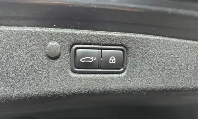 Hyundai Grandeur 2020, 178252 км, за 10246.97 USD - фото 20