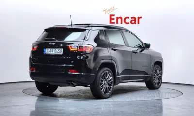 Jeep Compass 2022, 29367 км, за 15850.68 USD