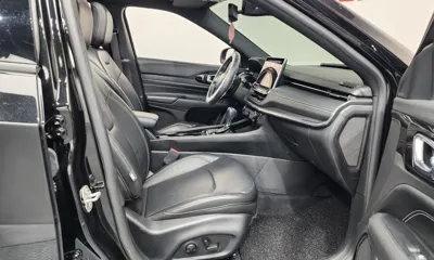Jeep Compass 2022, 29367 км, за 15850.68 USD - фото 11