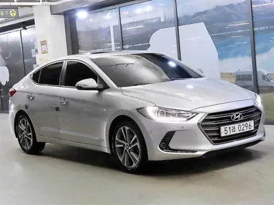 Hyundai Avante · 2016 год