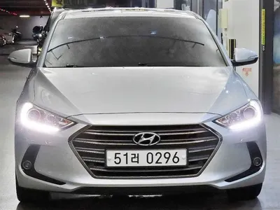 Hyundai Avante 2016, 98602 км, за 7293.09 USD