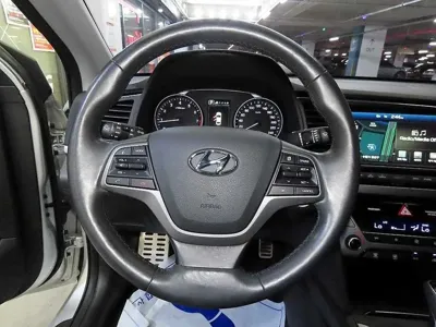 Hyundai Avante 2016, 98602 км, за 7293.09 USD - фото 8