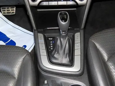 Hyundai Avante 2016, 98602 км, за 7293.09 USD - фото 12
