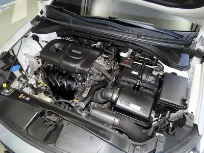 Hyundai Avante 2016, 98602 км, за 7293.09 USD - фото 19