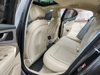 Genesis G70 2020, 118000 км, за 14626.53 USD - фото 12