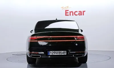 Genesis G90 2022, 12730 км, за 54847.59 USD