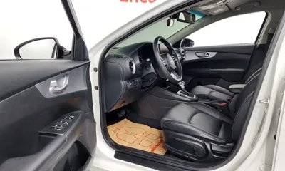 Kia K3 2023, 92867 км, за 10505.45 USD - фото 10