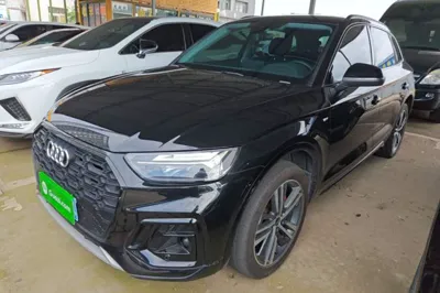 Audi Q5L · 2022 год