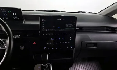 Hyundai Staria 2023, 67424 км, за 16458.51 USD - фото 14