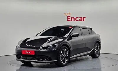 Kia EV6 · 2023 год