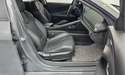 Hyundai Avante 2024, 46785 км, за 10353.58 USD - фото 12