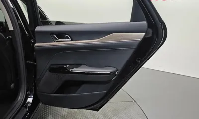 Kia K5 2022, 31385 км, за 26191.41 USD - фото 25