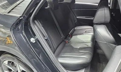 Hyundai Avante 2023, 62992 км, за 11356.18 USD - фото 26