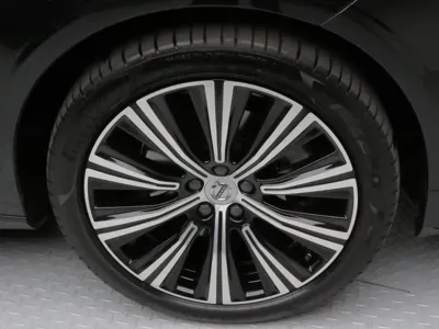 Volvo S90 2024, 5516 км, за 32228.37 USD