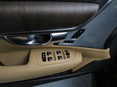 Volvo S90 2024, 5516 км, за 32228.37 USD - фото 7