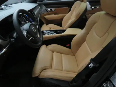 Volvo S90 2024, 5516 км, за 32228.37 USD - фото 10