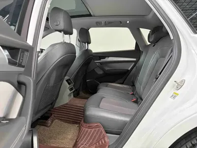 Audi Q5L 2019, 76000 км, за 17492.91 USD