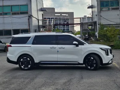 Kia Canival 2025, 34927 км, за 26014.86 USD