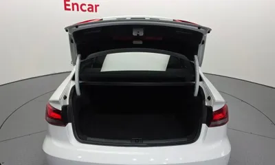 Audi A3 2018, 50149 км, за 8782.21 USD - фото 30