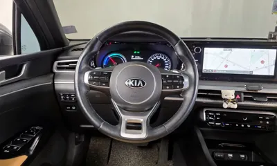 Kia K5 2021, 100699 км, за 10569.81 USD - фото 13