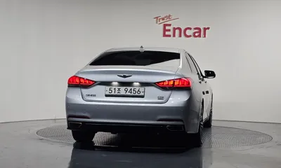 Hyundai Genesis 2014, 158228 км, за 5534.93 USD