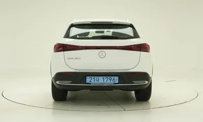 Mercedes-Benz EQA 2026, 5017 км, за 34478.3 USD