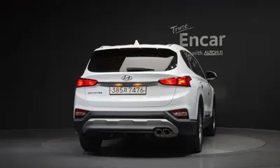 Hyundai Santafe 2020, 80827 км, за 11454.1 USD
