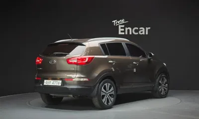 Kia Sportage 2012, 167244 км, за 3216.49 USD