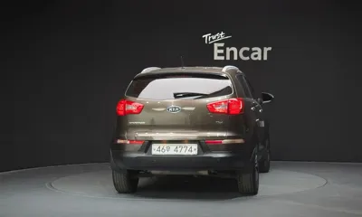 Kia Sportage 2012, 167244 км, за 3216.49 USD