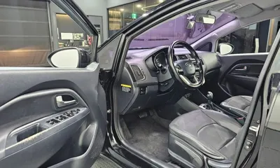 Kia Pride 2014, 154873 км, за 3807.27 USD - фото 10