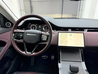 Land Rover Evoque 2024, 6000 км, за 26456.23 USD - фото 17