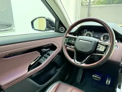 Land Rover Evoque 2024, 6000 км, за 26456.23 USD - фото 18
