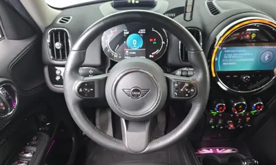 MINI Countryman 2024, 32935 км, за 27952.93 USD - фото 12