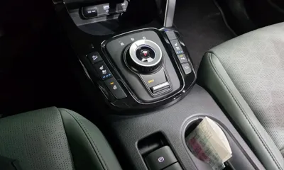 Kia Seltos 2023, 37553 км, за 15628.67 USD - фото 9